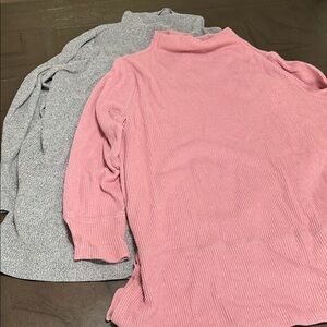 dip Pink and Gray Women's Cowl & Turtleneck Sweaters